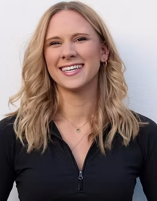 Jalisa den Hartog, Pilates instructor